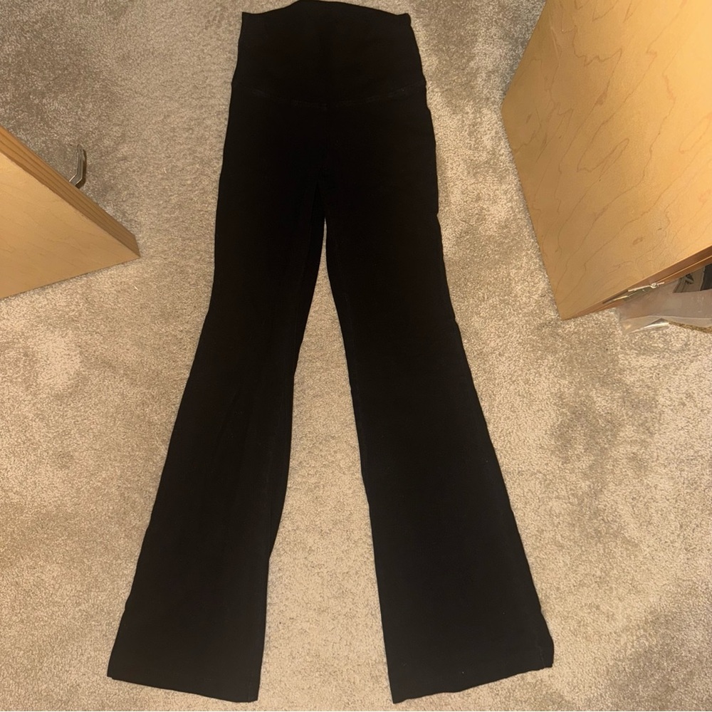 Aritzia TNA Black Flare Leggings